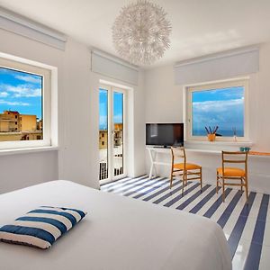 3 Suites View